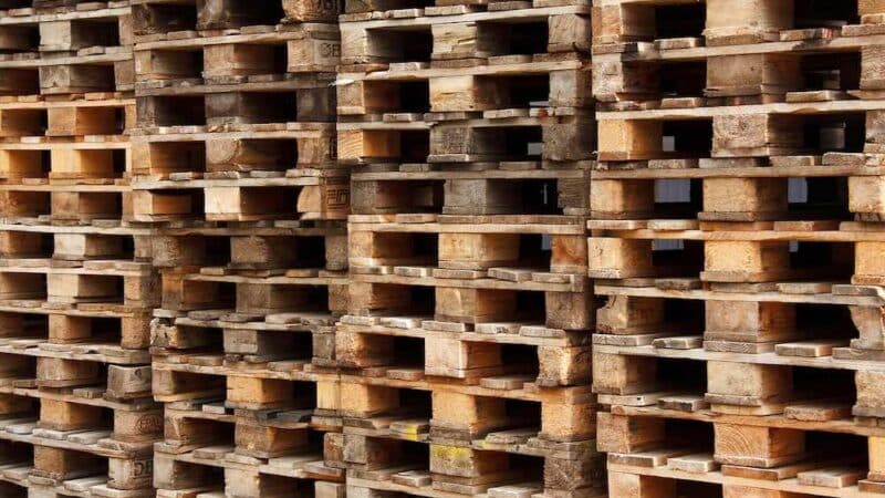 Automatyczne systemy składowania i pobierania (AS/RS): Przyszłość logistyki w Twojej firmie